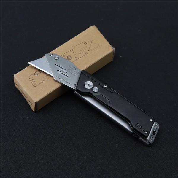 Foldable Utility Knife With Built-in Blade Magazine