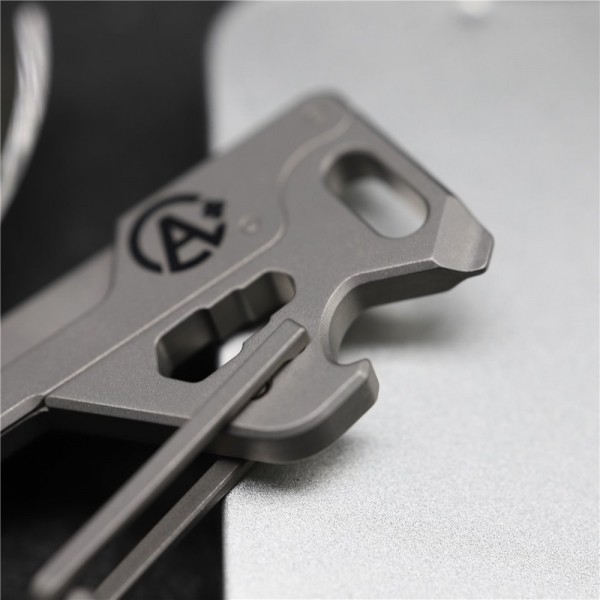 Titanium Multi-functional Quick Keychain With Hiden Replaceable Surgery Blade